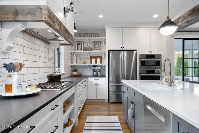 $7,000 | 34 Hyde Street, Saratoga Springs, NY 12866