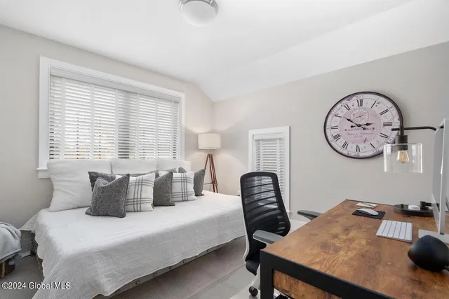 $7,000 | 34 Hyde Street, Saratoga Springs, NY 12866