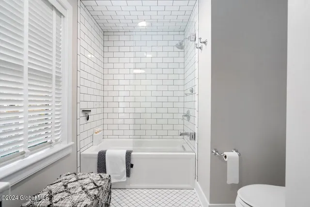 $7,000 | 34 Hyde Street, Saratoga Springs, NY 12866