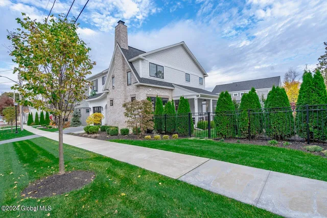 $7,000 | 34 Hyde Street, Saratoga Springs, NY 12866