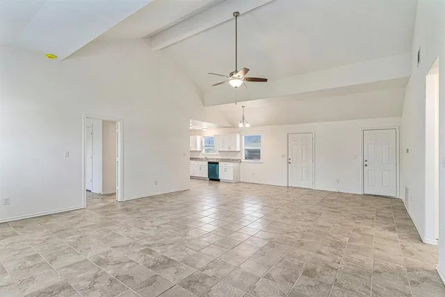 $1,695 | 417 Whitney Court, Rio Vista, TX 76093