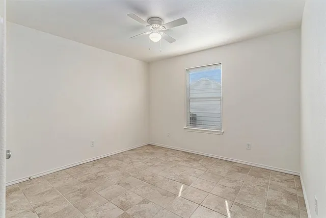 $1,695 | 417 Whitney Court, Rio Vista, TX 76093