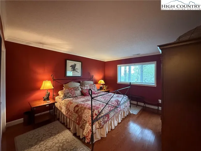 $349,900 | 908 Chetola Lake Drive, Unit 303 WREN, Blowing Rock, NC 28605