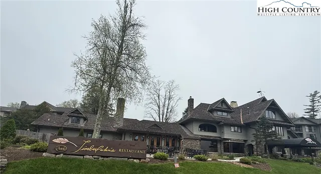 $349,900 | 908 Chetola Lake Drive, Unit 303 WREN, Blowing Rock, NC 28605