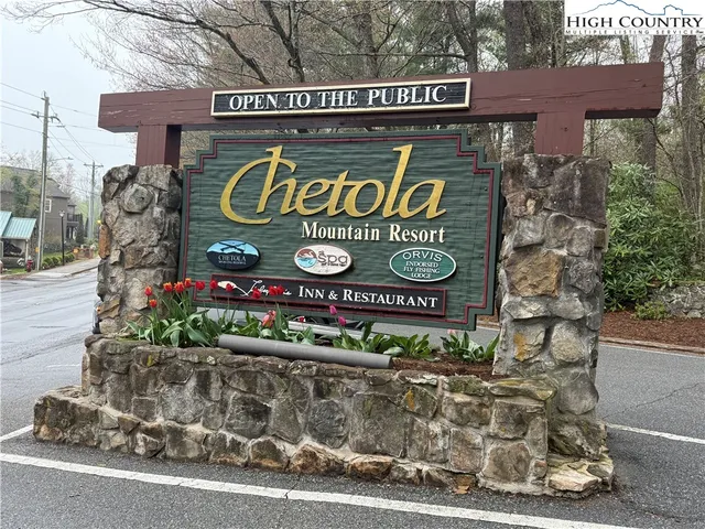 $349,900 | 908 Chetola Lake Drive, Unit 303 WREN, Blowing Rock, NC 28605