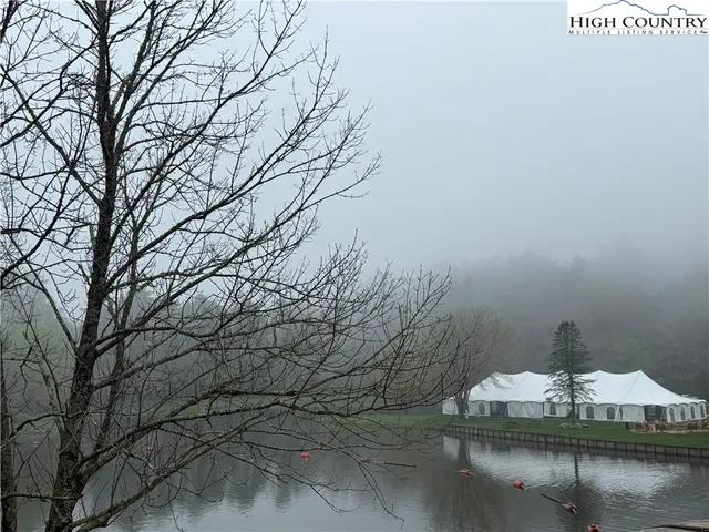 $349,900 | 908 Chetola Lake Drive, Unit 303 WREN, Blowing Rock, NC 28605