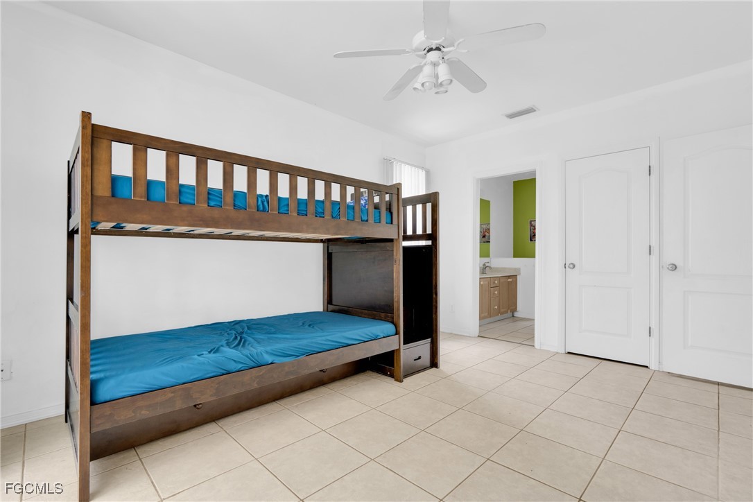 809 Hamilton Avenue Lehigh Acres, FL 33972 - Photo 13 of 25 a view of an entryway with a workspace