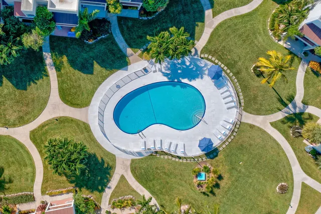 $625,000 | 601 West Ocean Drive, Unit 407C, Key Colony Beach, FL 33051