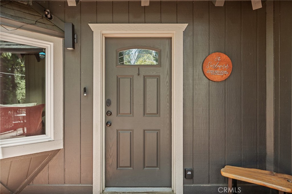 373 Summit Road Lake Arrowhead, CA 92352 - Photo 13 of 41 a view of a hallway with elevator