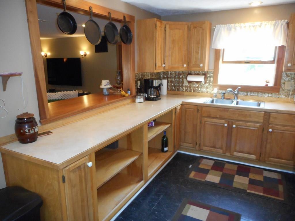 989 Pond Road Gouldsboro, ME 04607 - Photo 14 of 35 Great backsplash and plenty of...