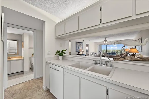 $489,000 | 2491 Northeast Ocean Boulevard, Unit 106, Jensen Beach, FL 34957