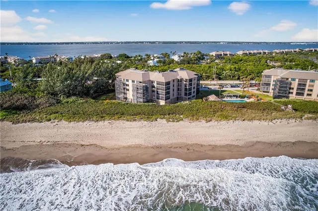$499,000 | 2491 Northeast Ocean Boulevard, Unit 106, Stuart, FL 34996