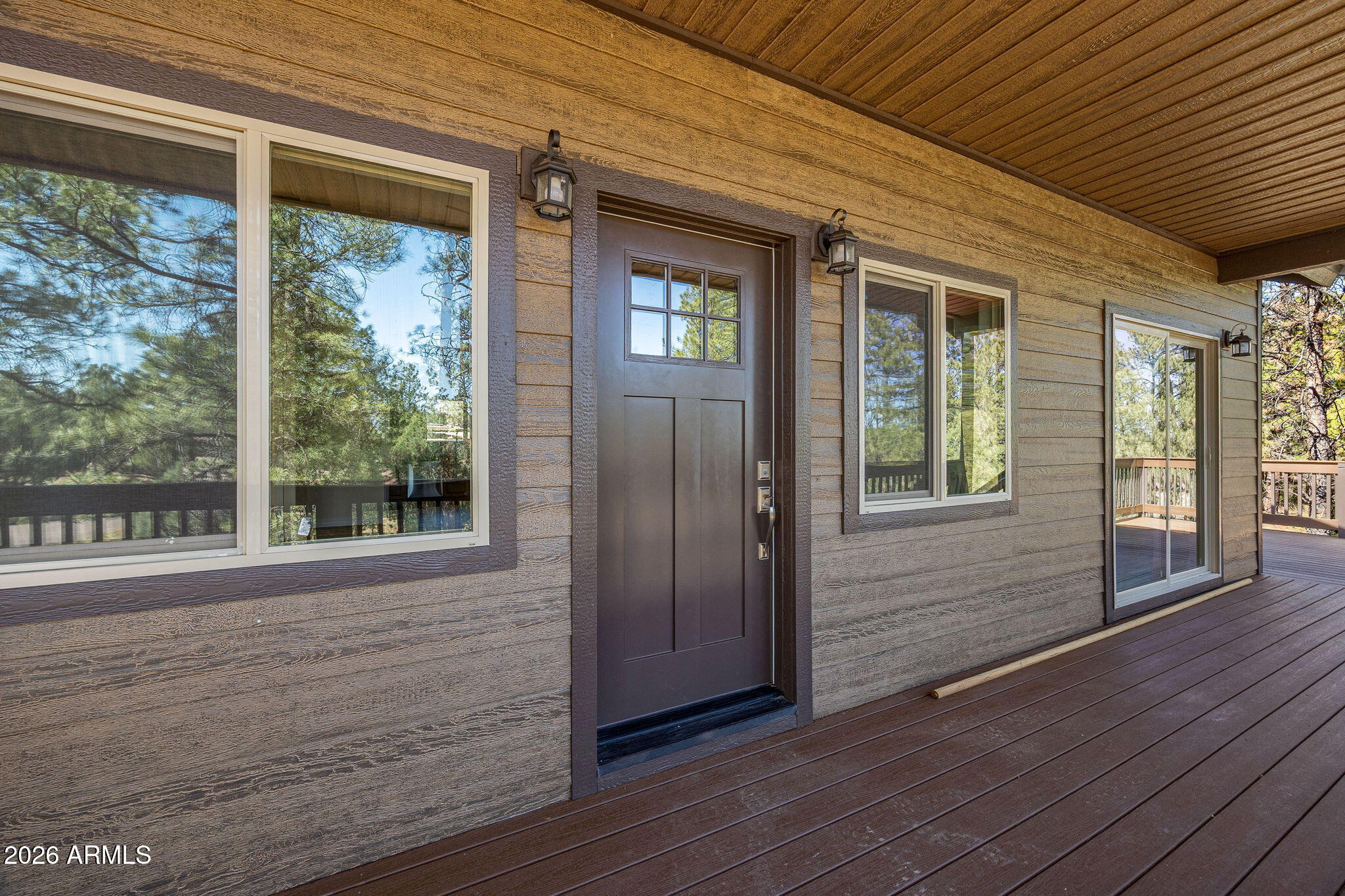 2273 Constellation Circle Overgaard, AZ 85933 - Photo 7 of 35