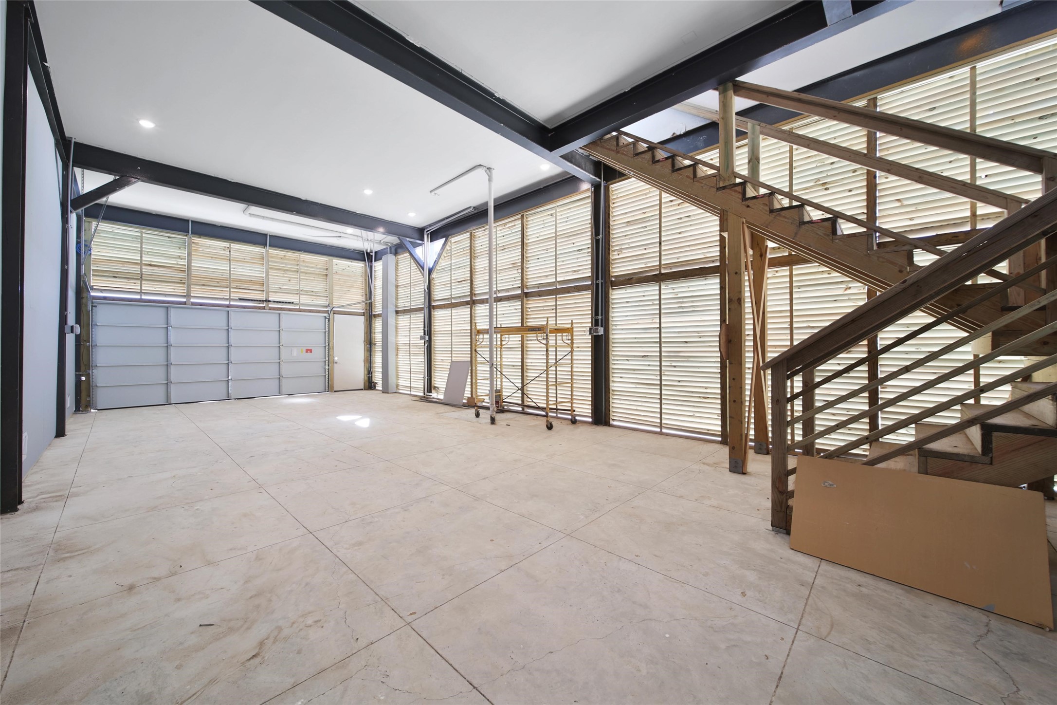 4412 Tucker Lane Seabrook, TX 77586 - Photo 35 of 41 a view of an empty room with a window