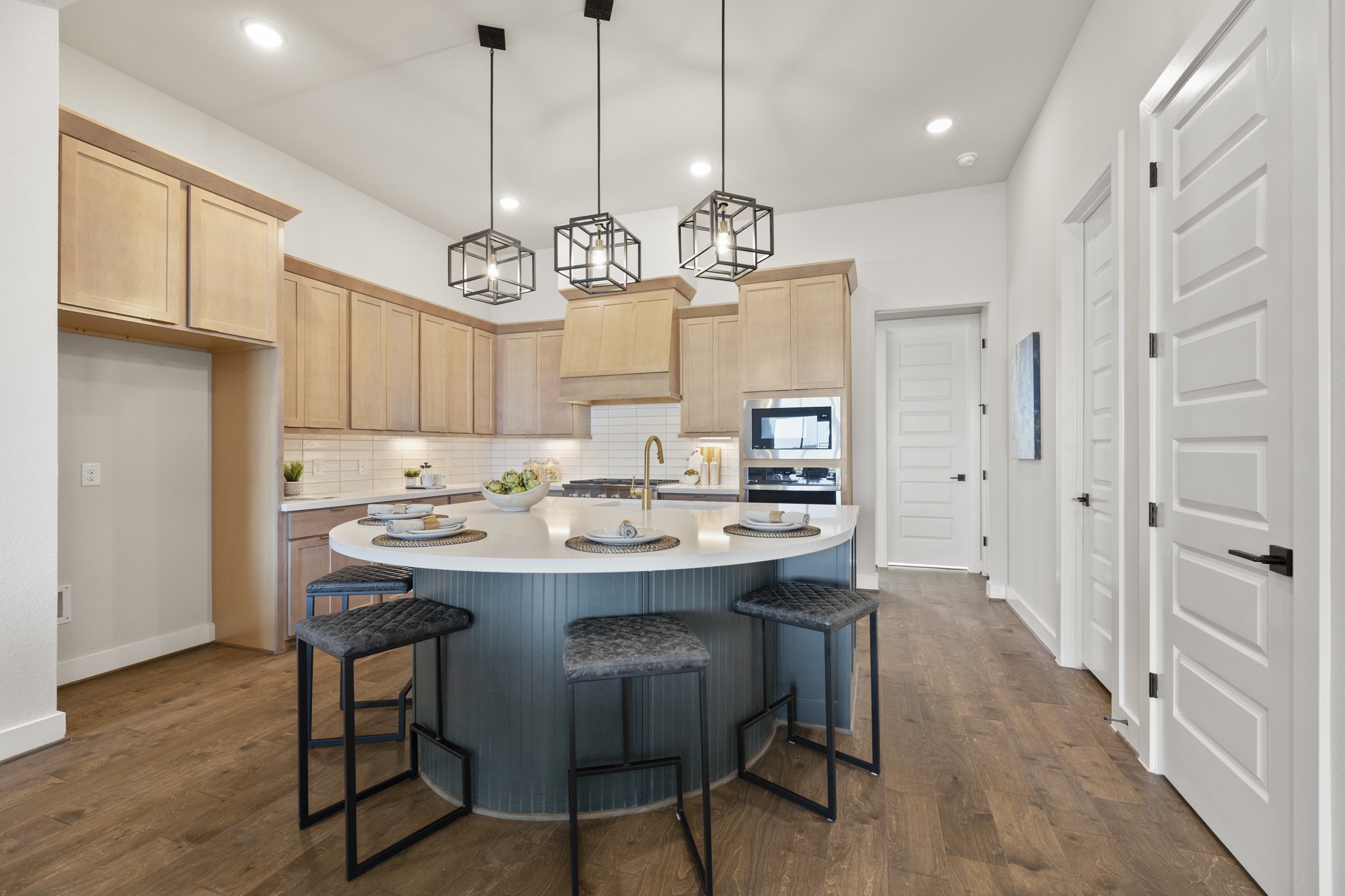 4412 Tucker Lane Seabrook, TX 77586 - Photo 9 of 41 a view of a kitchen from the kitchen