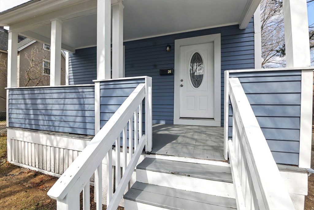 26 Forest Street Springfield, MA 01108 - Photo 4 of 32