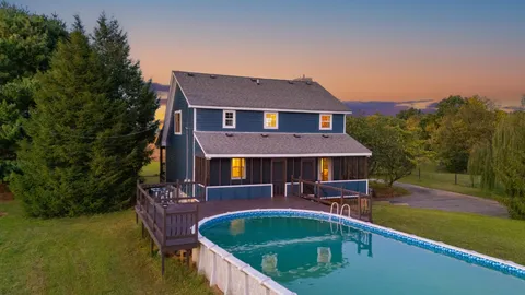 a house view with a outdoor space