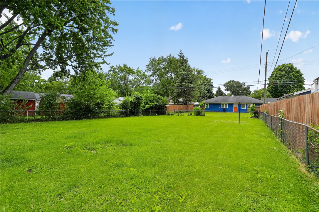 2217 South Hadley Road Springfield, OH 45505 - Photo 8 of 34