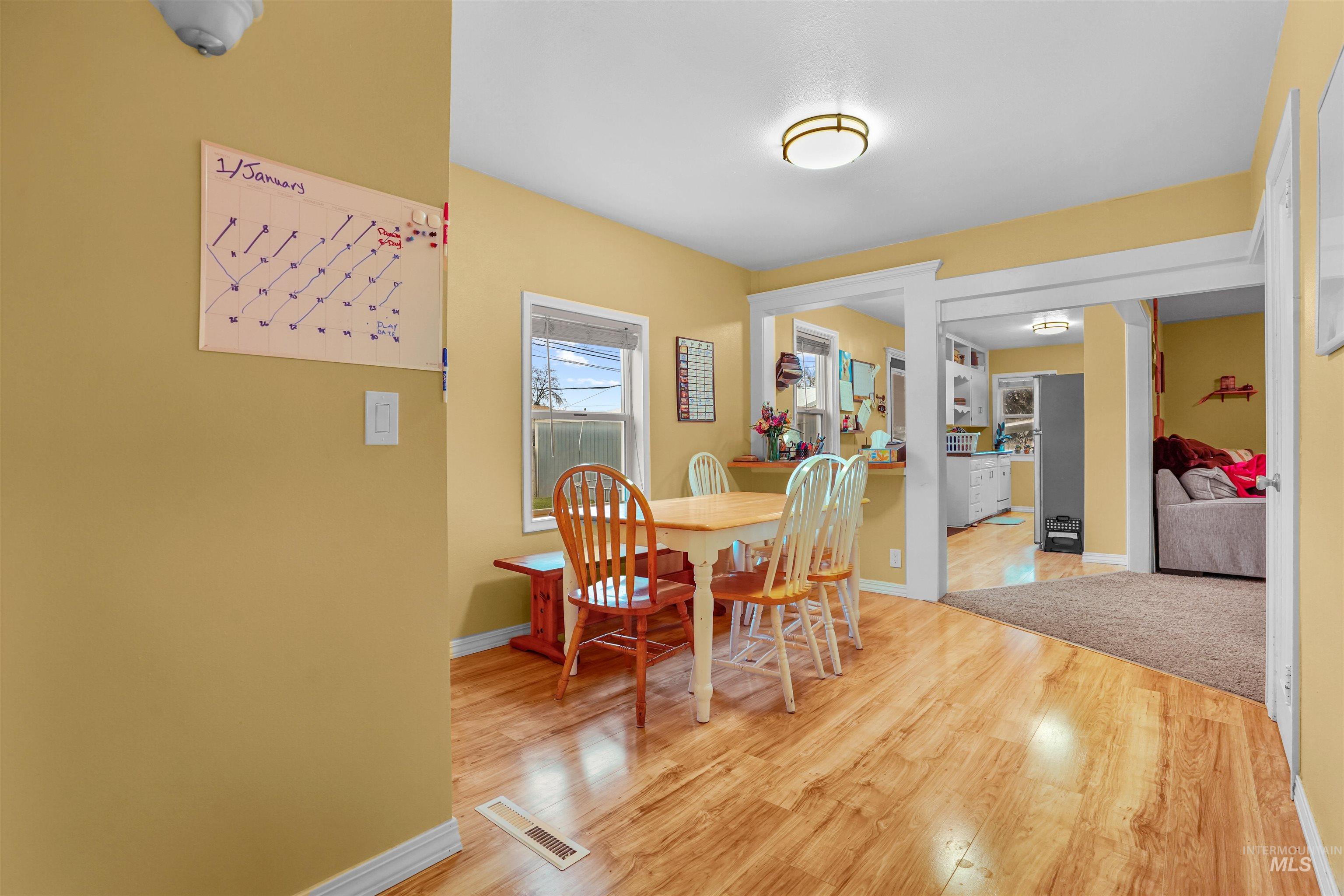 2242 Almo Avenue Burley, ID 83318 - Photo 10 of 33