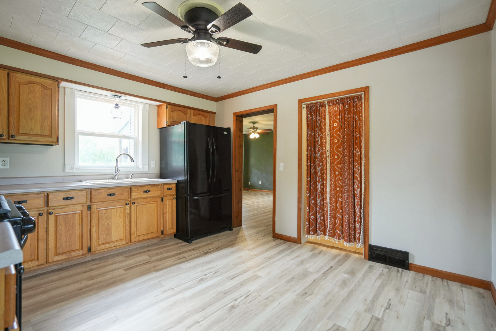 4491 Bishop Road Prophetstown, IL 61277 - Photo 11 of 27 Gallery Image 11