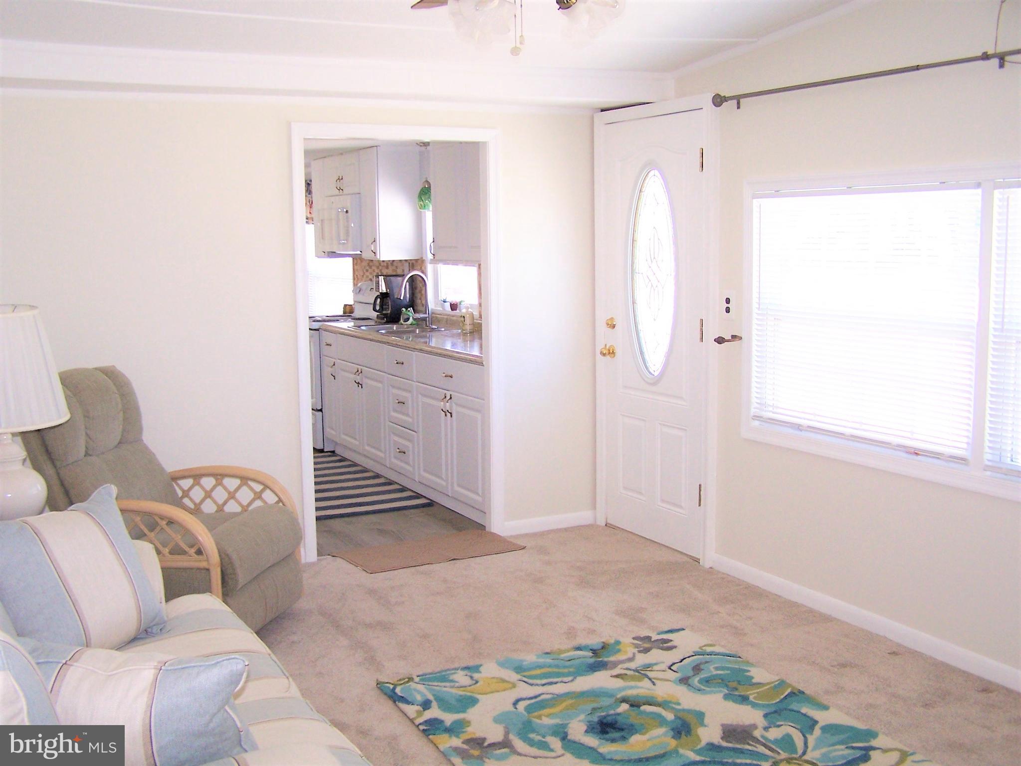 13220 Colonial Road Ocean City, MD 21842 - Photo 14 of 51 Living Room