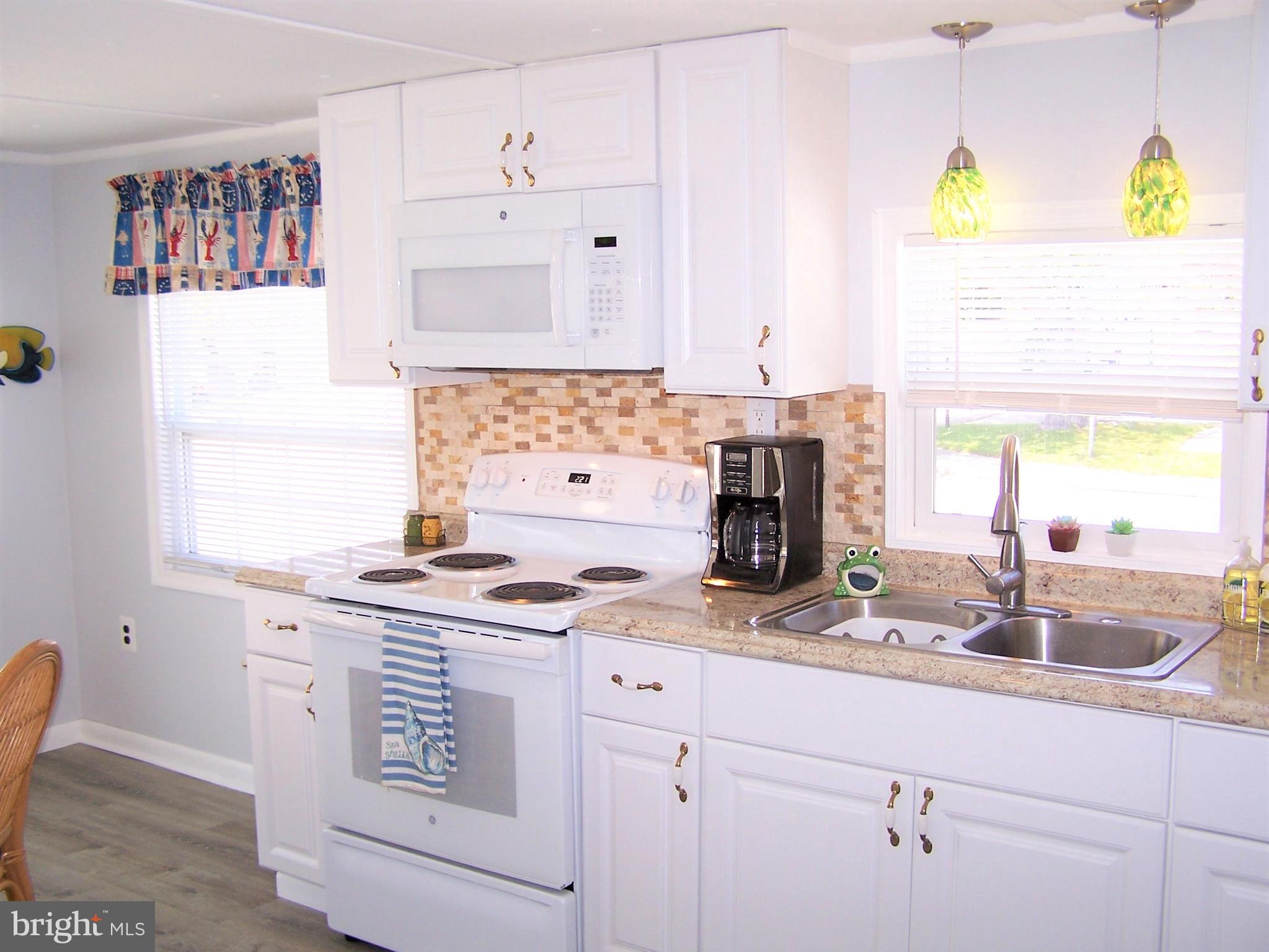 13220 Colonial Road Ocean City, MD 21842 - Photo 17 of 51 Newer Appliances