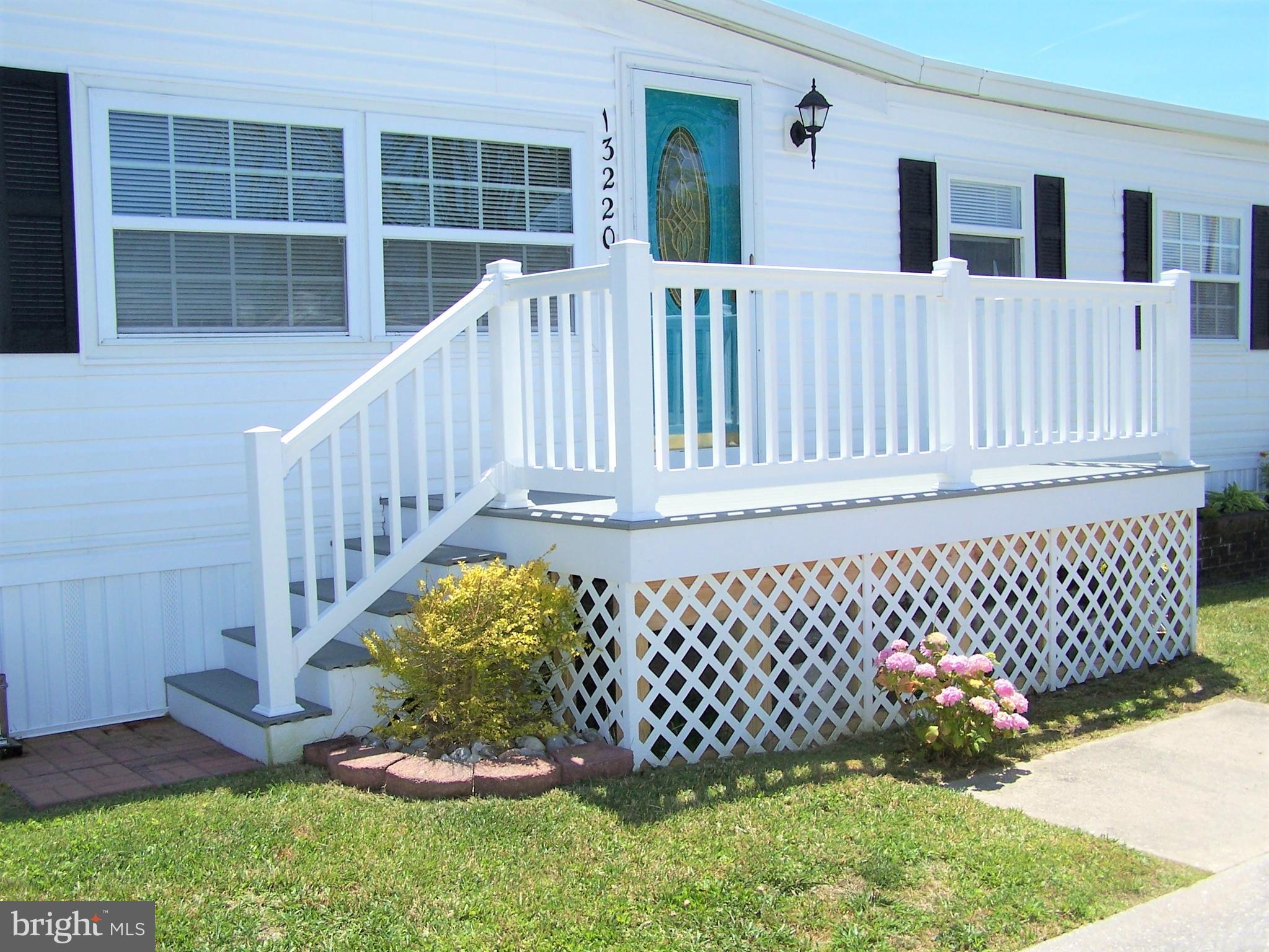 13220 Colonial Road Ocean City, MD 21842 - Photo 7 of 51 New Side Porch & Railings