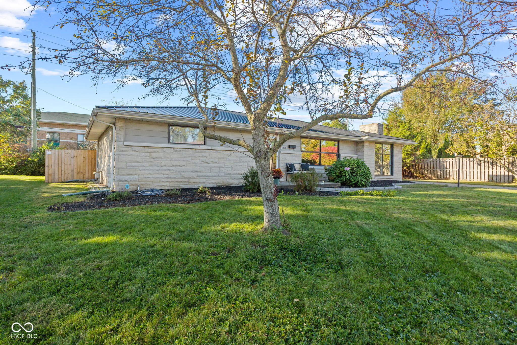 2641 18th Street Columbus, IN 47201 - Photo 3 of 36