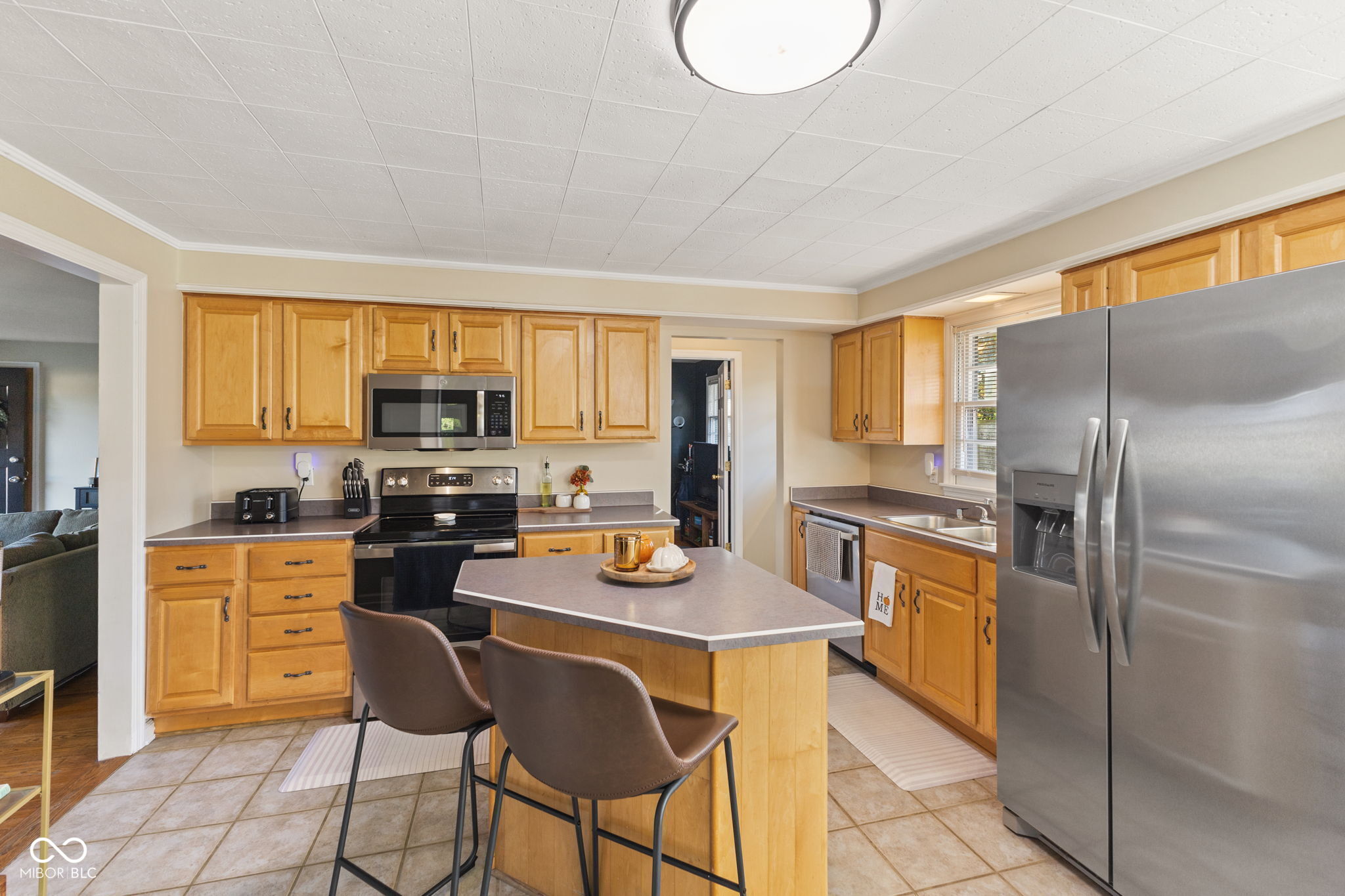 2641 18th Street Columbus, IN 47201 - Photo 10 of 36