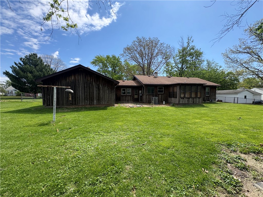 345 North 34th Street Decatur, IL 62521 - Photo 9 of 17