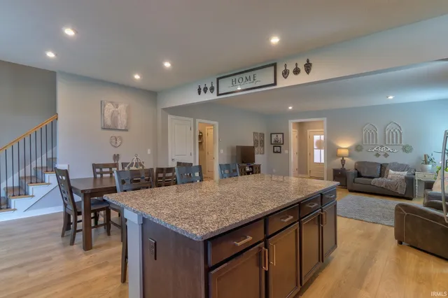 $369,000 | 2741 Marycrest Drive, Evansville, IN 47712