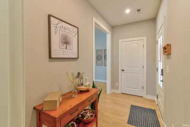 $369,000 | 2741 Marycrest Drive, Evansville, IN 47712