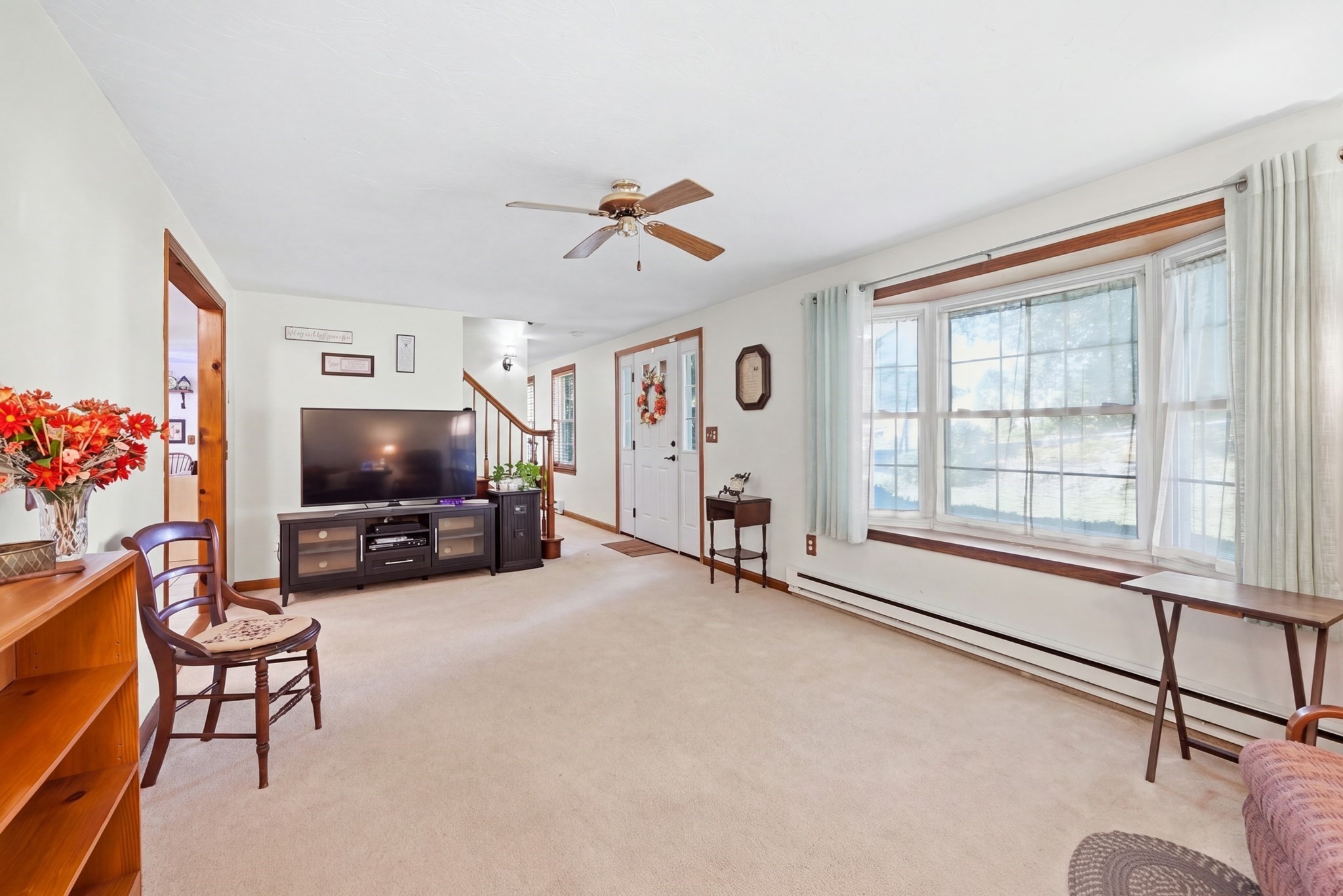 8 Glenmere Road Charlton, MA 01507 - Photo 7 of 29 Gallery Image 7