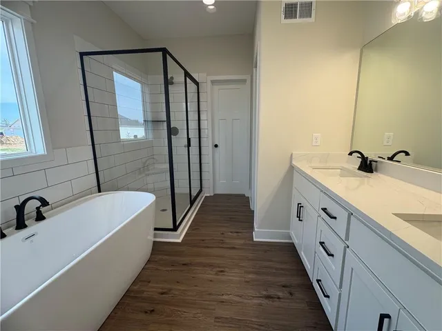 $458,950 | 15610 Sheridan Court, Basehor, KS 66007