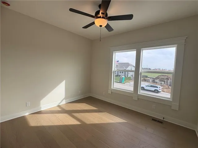 $458,950 | 15610 Sheridan Court, Basehor, KS 66007