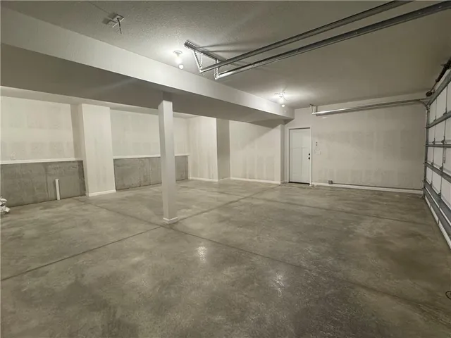 $458,950 | 15610 Sheridan Court, Basehor, KS 66007