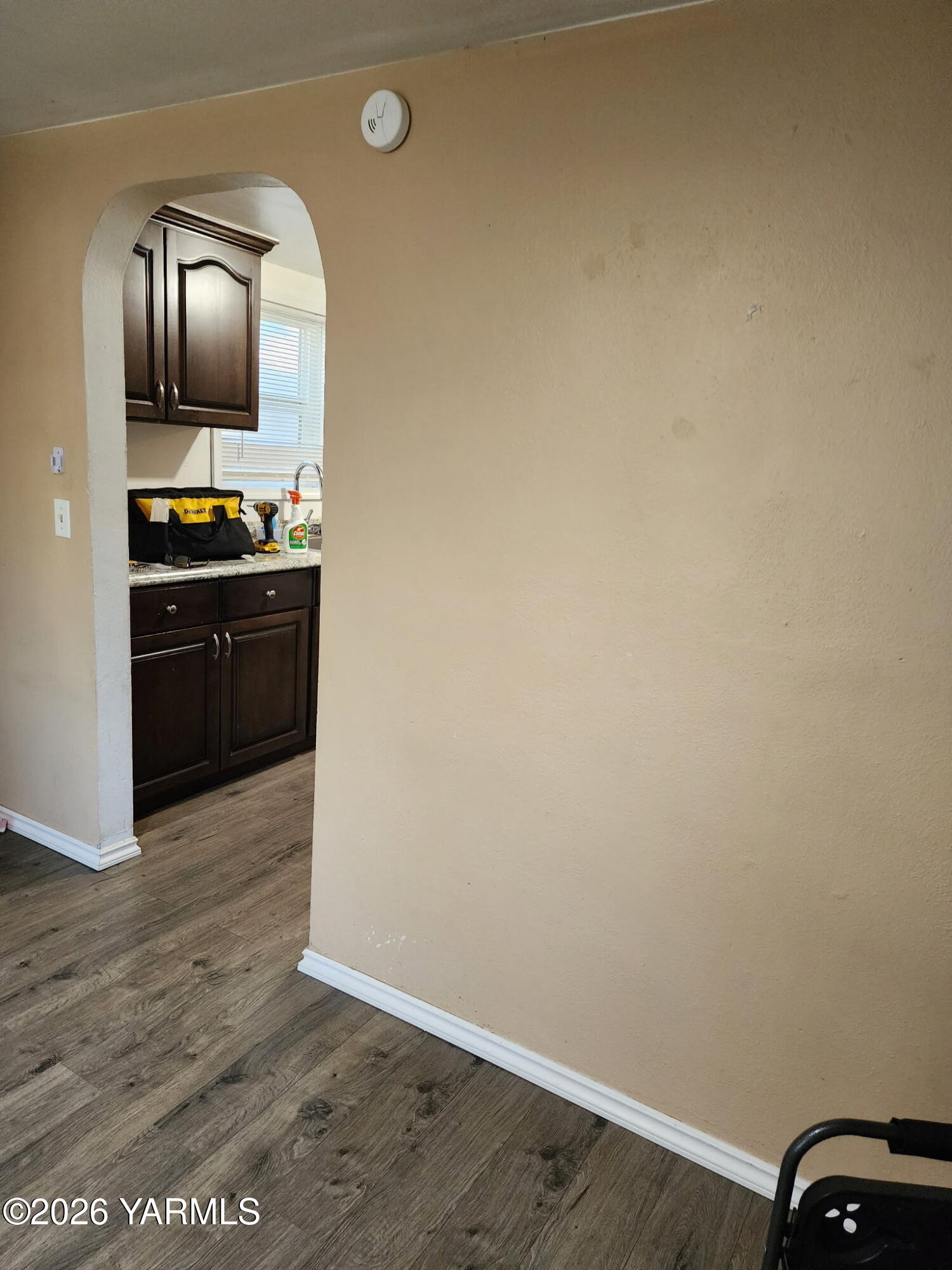 204 Ave F Grandview, WA 98930 - Photo 6 of 10 IMG_20260501_133057
