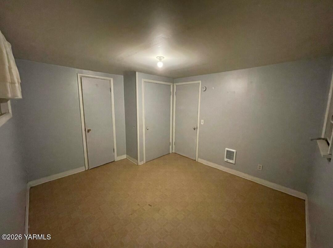 204 Ave F Grandview, WA 98930 - Photo 10 of 10 Screenshot_20260501-230120.Messages