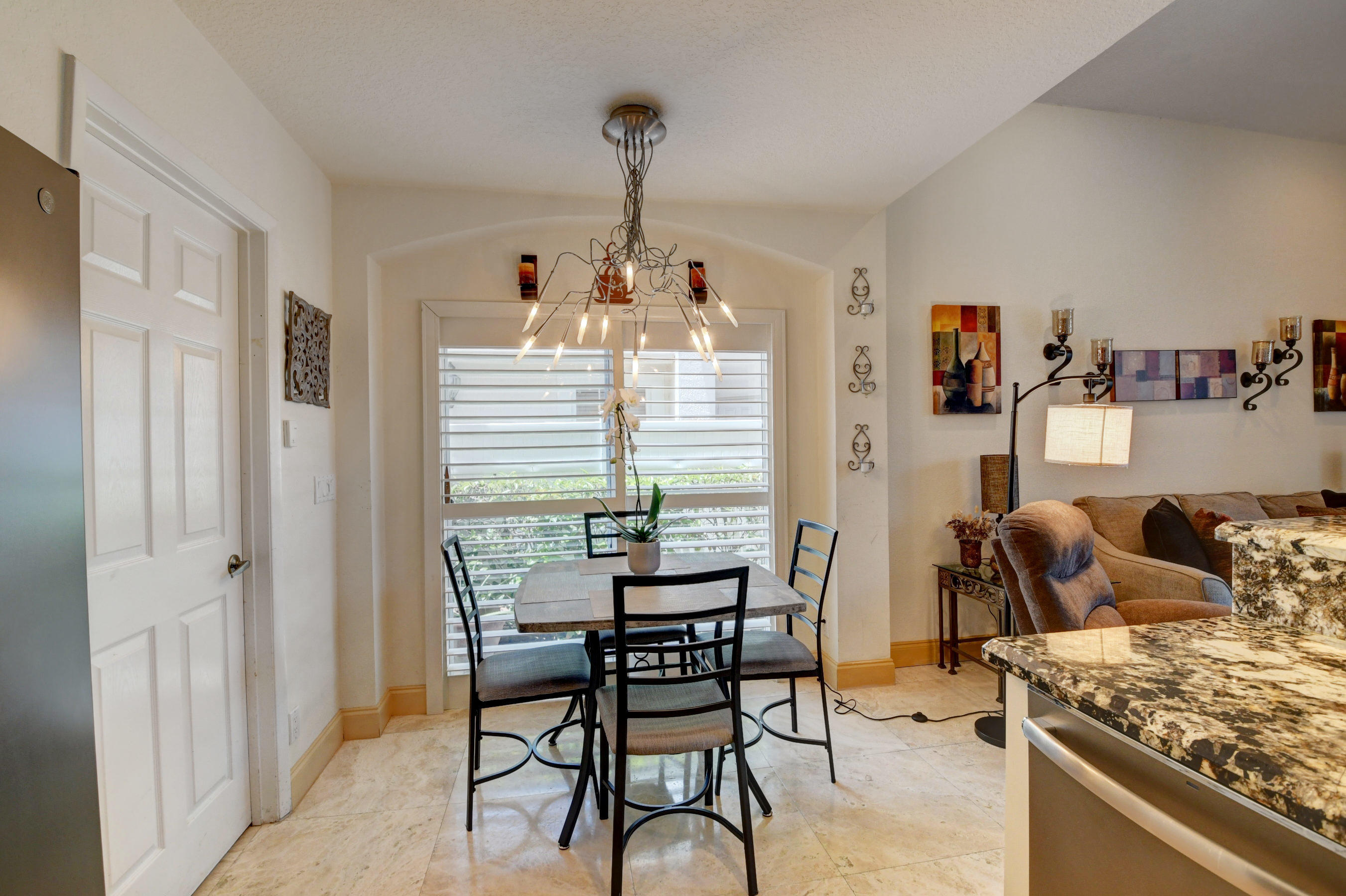 6234 Brava Way Boca Raton, FL 33433 - Photo 8 of 59 DSC_9088_89_90_91_92