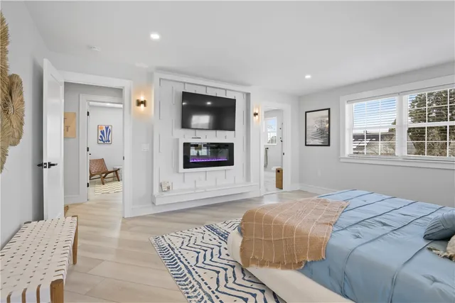 $3,500 | 45 Bellevue Avenue, Westerly, RI 02891