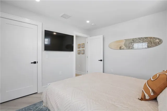 $3,500 | 45 Bellevue Avenue, Westerly, RI 02891