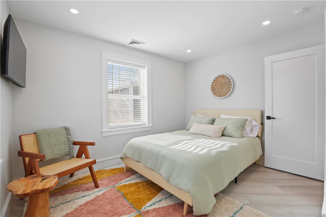 45 Bellevue Avenue Westerly, RI 02891 - Photo 20 of 26