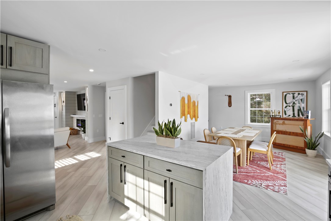 45 Bellevue Avenue Westerly, RI 02891 - Photo 8 of 26