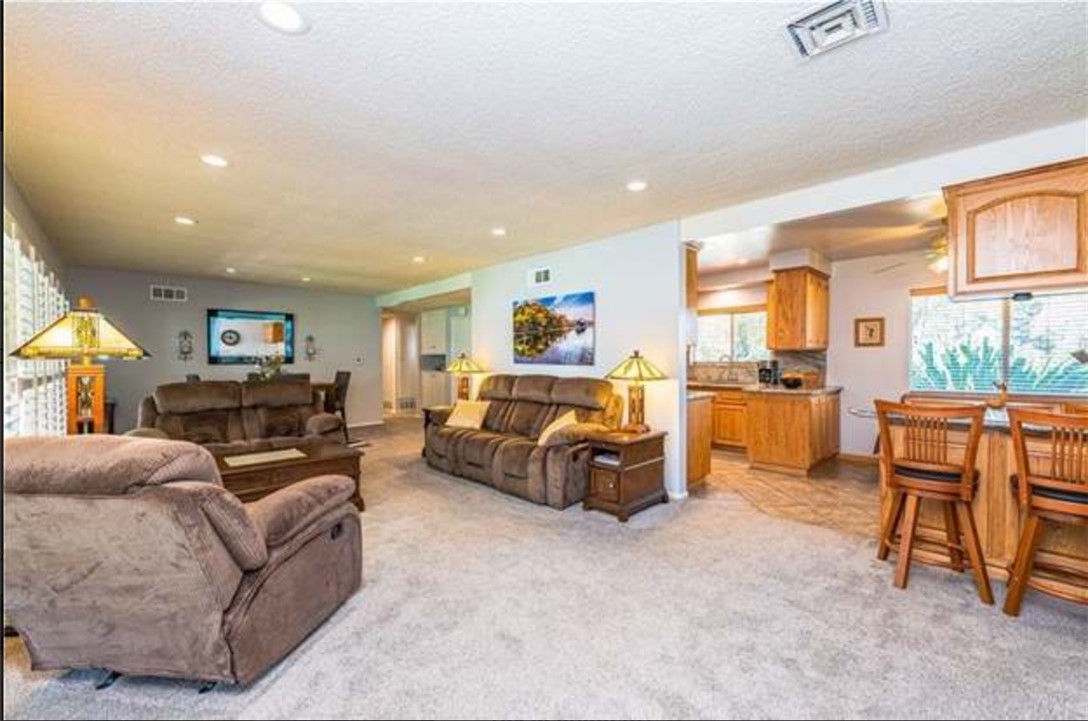 2390 Gloucester Way Riverside, CA 92506 - Photo 7 of 40 Gallery Image 7