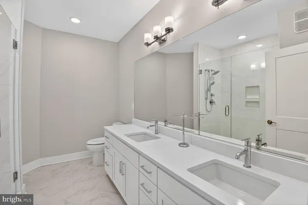 $709,000 | 76 Old Mill Bottom Road North, Unit 301, Annapolis, MD 21409