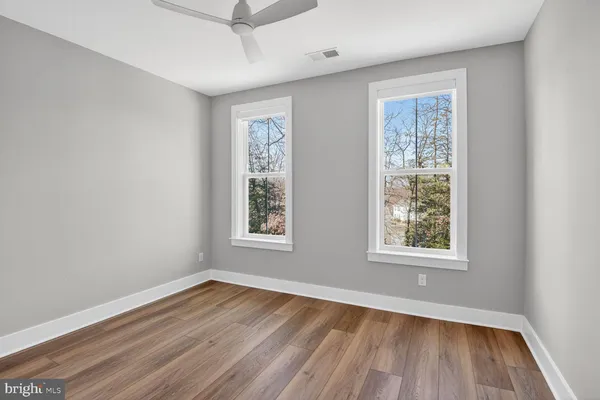 $709,000 | 76 Old Mill Bottom Road North, Unit 301, Annapolis, MD 21409