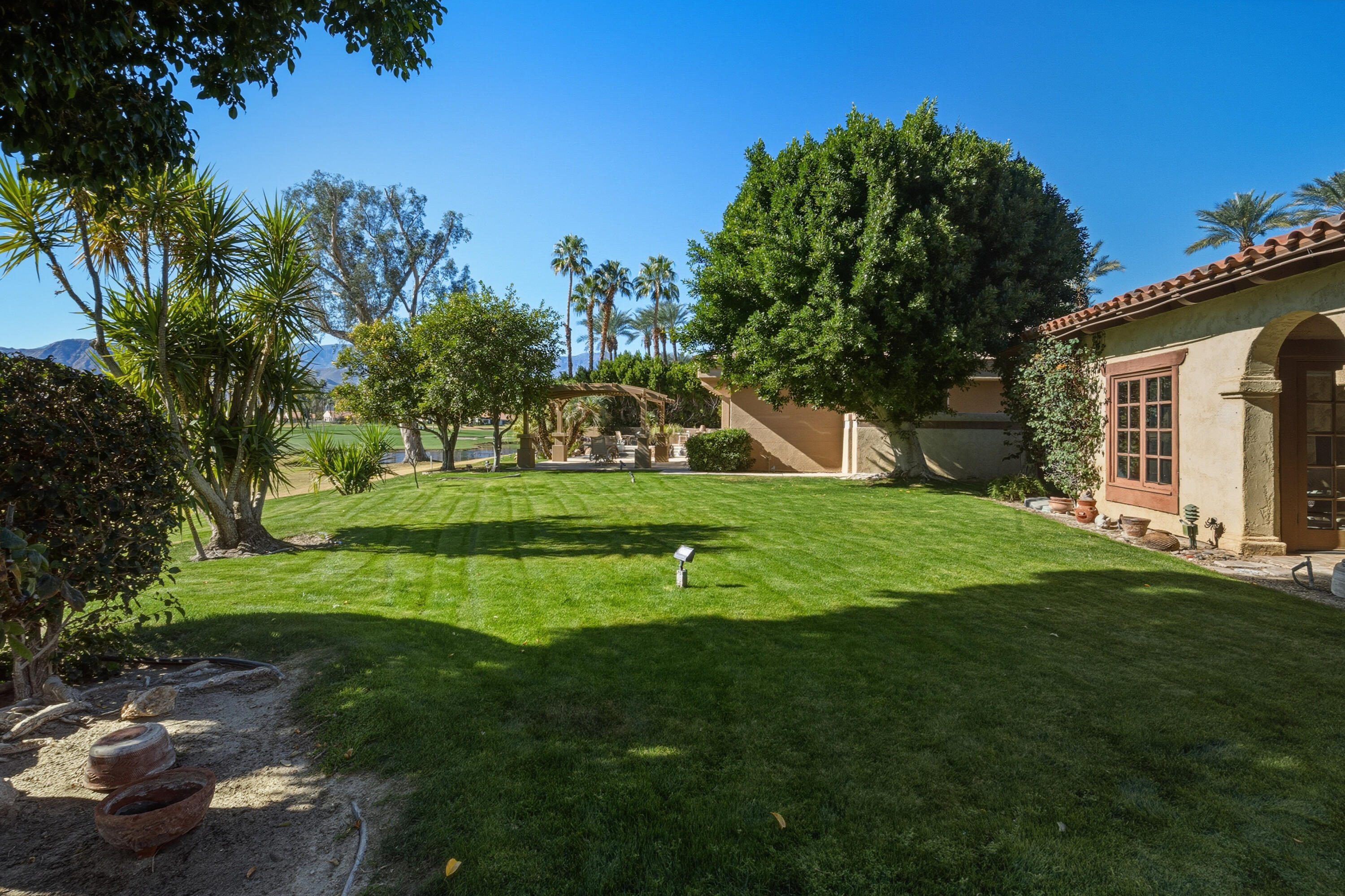 11019 Muirfield Drive Rancho Mirage, CA 92270 - Photo 77 of 93 75_11019_MUIRFIELD_LUCIOBERNAL-39