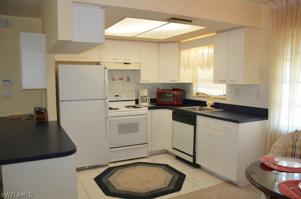 180 Dundee Road Fort Myers Beach, FL 33931 - Photo 9 of 25 Gallery Image 9