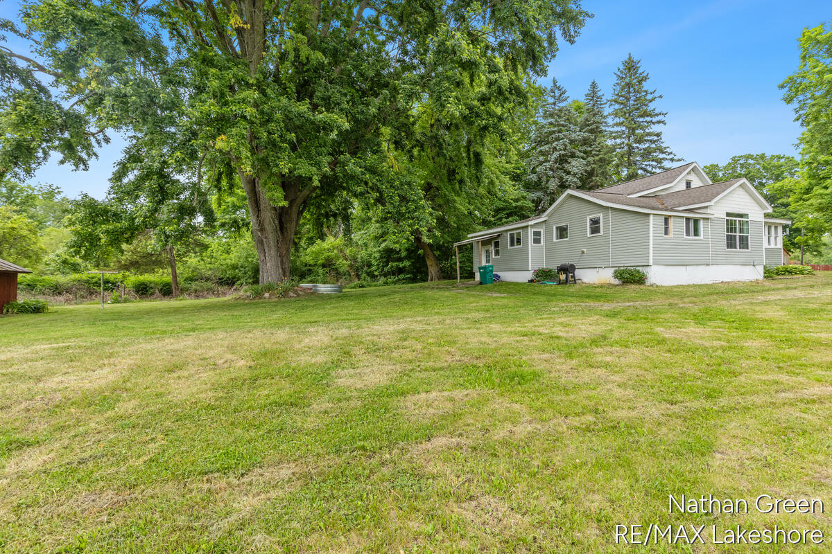2122 Coats Grove Road Hastings, MI 49058 - Photo 28 of 36
