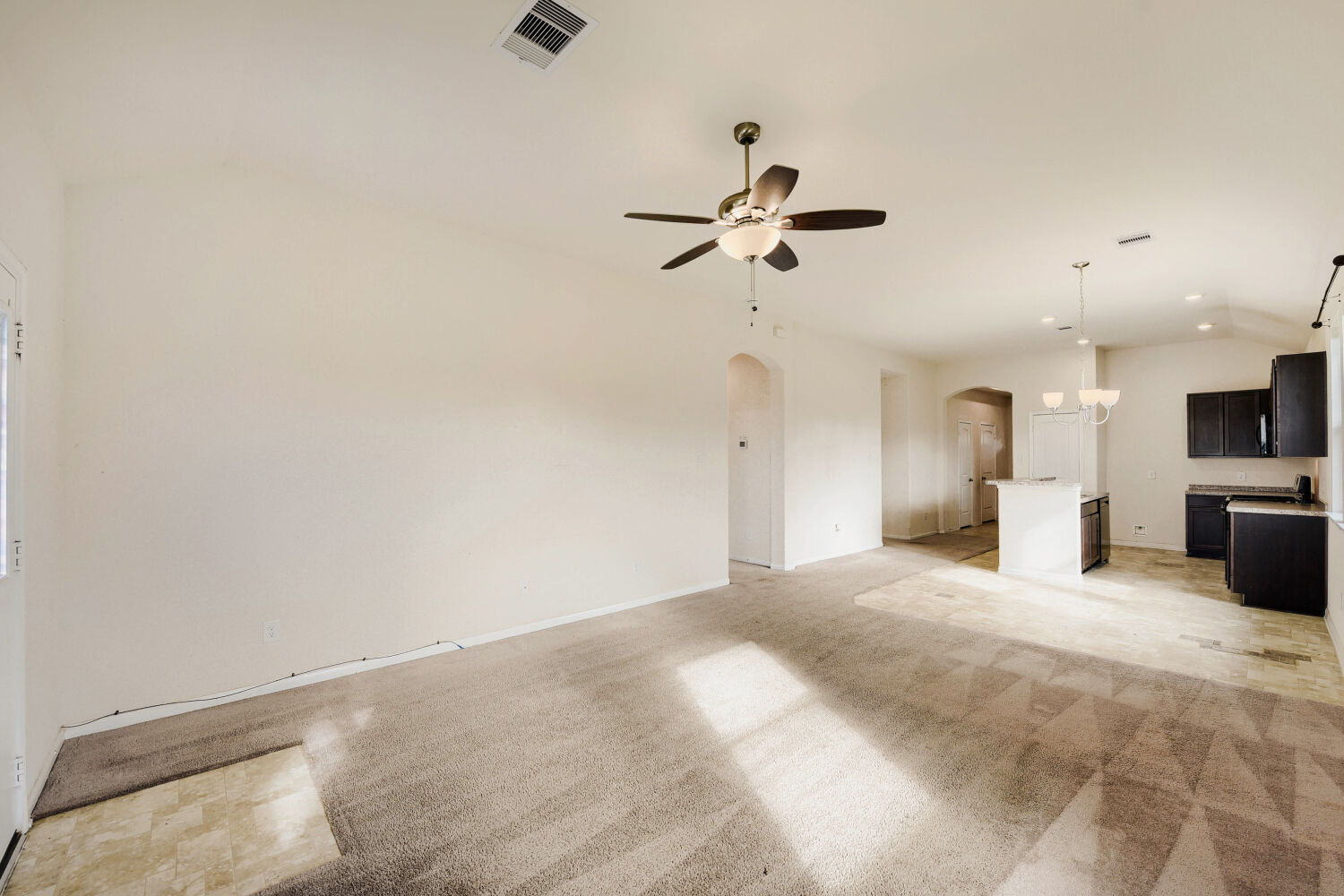 13990 Katlin Road Conroe, TX 77306 - Photo 6 of 28